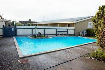 Motel Gardner Court 4*